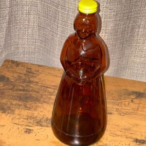 Amber Glass Bottle with Yellow Cap